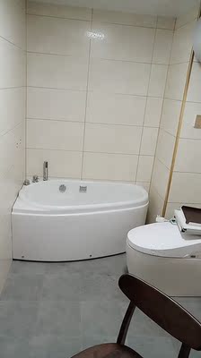 【求助大家】大神说东霸人造石独立浴缸好用吗?没有差评?