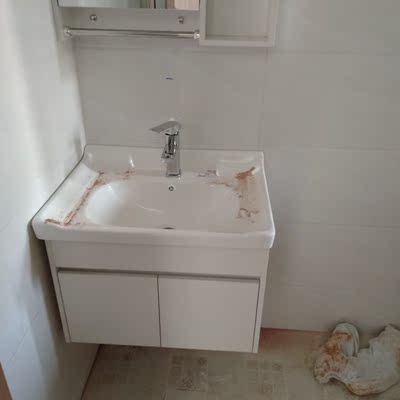 还原真相:YING鹰卫浴实木浴室柜怎么样?浴室柜质量可靠吗?