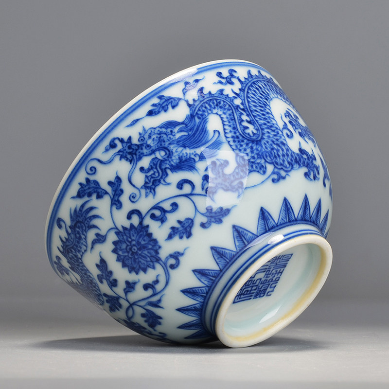 格物 收藏级茶器 传统柴窑仿清乾隆青花缠枝龙纹杯品茶杯主人杯