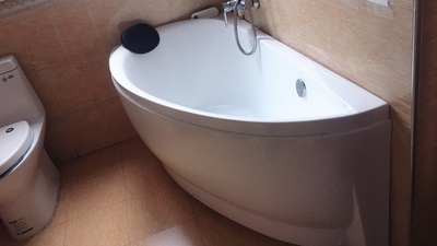 深度评测：果敢独立式亚克力浴缸质量怎么样?口碑很差?