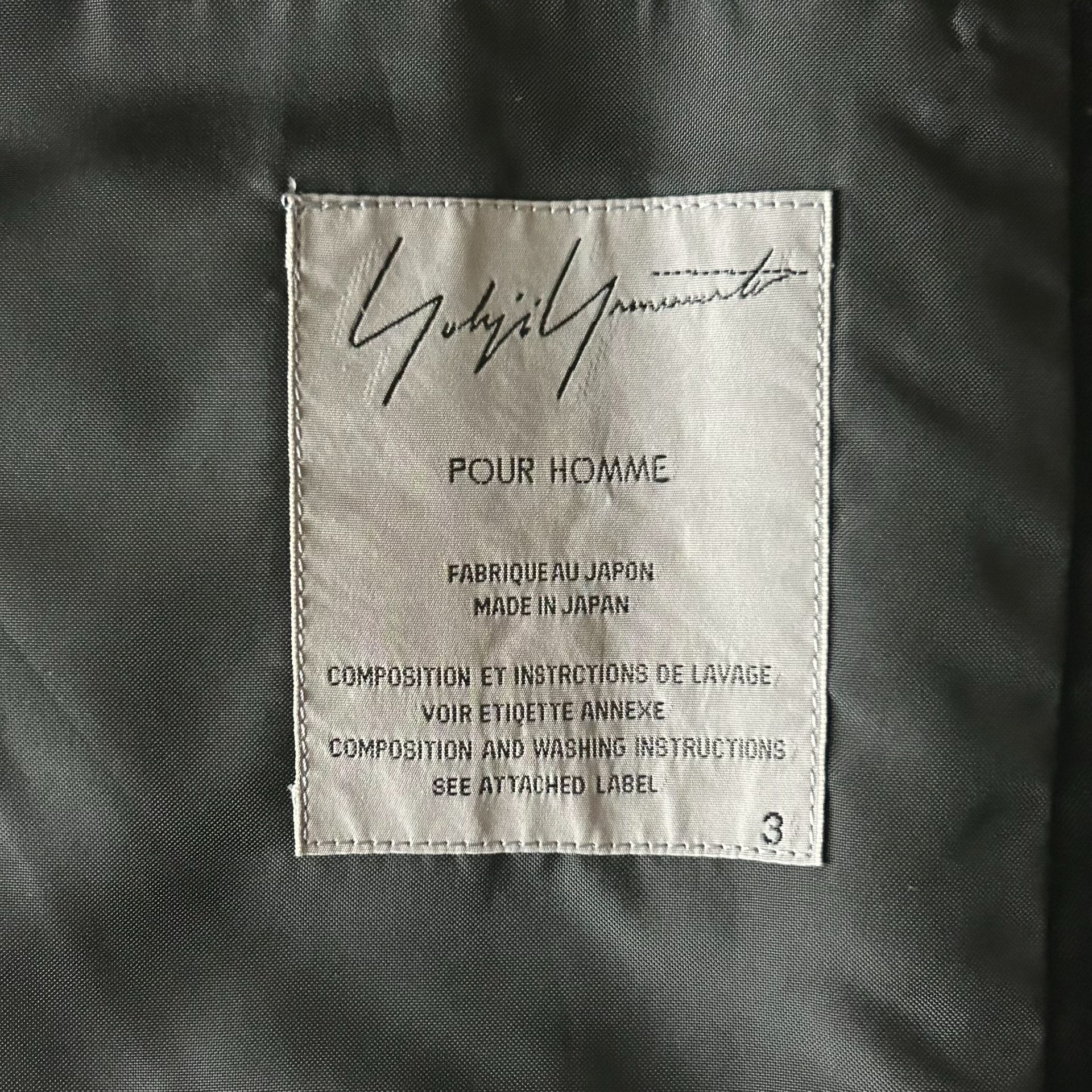 Yohji Yamamoto 01AW Contrast Collar Suit — label