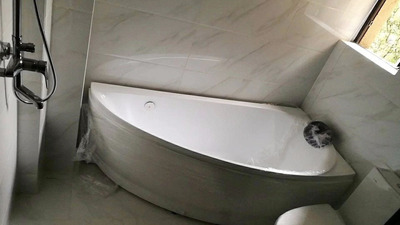 欧凯伦双人情侣扇形按摩浴缸好用吗?空间够不够大?