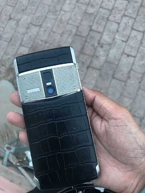 天津维塔斯v9着急出手,保真,后边皮子有磨损,换皮子价让出来了_天津