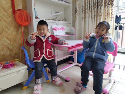 刚上小学用帕默升降实木儿童学习桌椅怎么样?需要散味道吗?