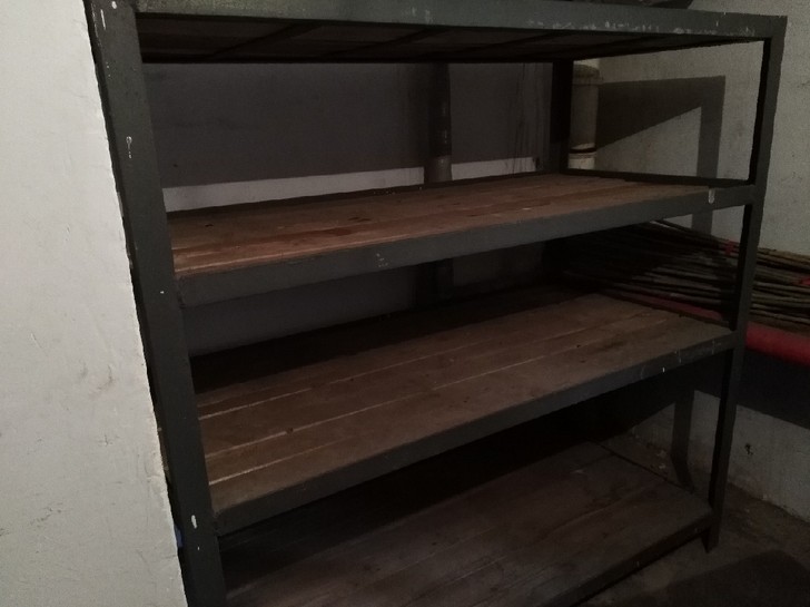 铁架子置物架四层配厚木板可放下房储物