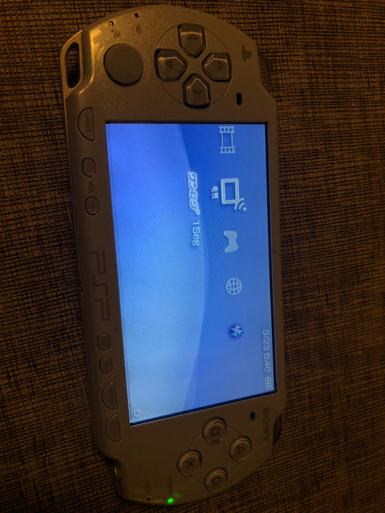 收PSP2000、psp3000及各种电子产品看清楚了是收