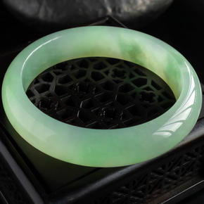 天然缅甸翡翠女玉镯水润芙蓉底宽版玉手镯47.24g(内径52.8mm)