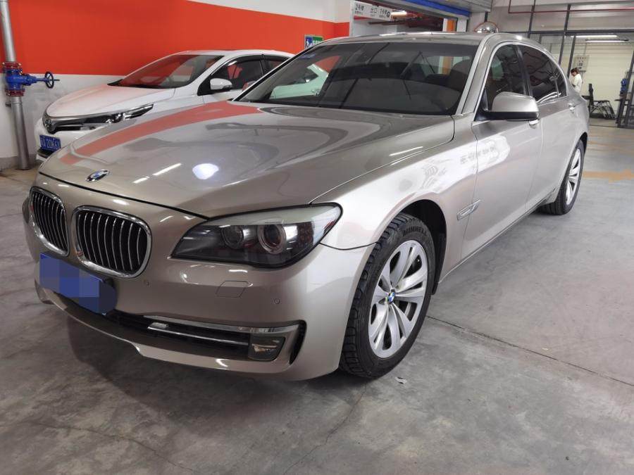 宝马7系2010款730li3.0领先型网络拍卖公告