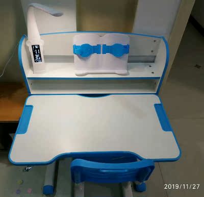 用了一年才选出来的生活诚品儿童学习桌好用吗?孩子喜欢吗