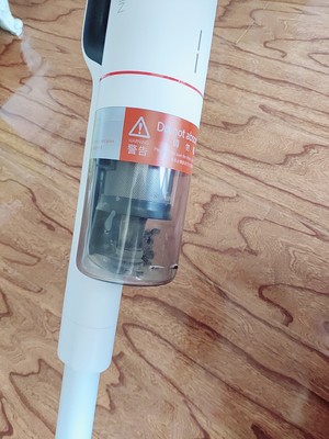 小狗吸尘器和戴森比较有什么优缺点,小房子适合用吗?