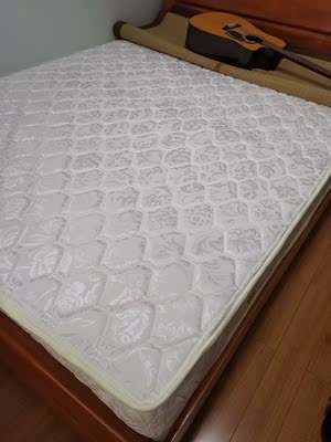 目前看来<参考>爱舒床垫和喜临门哪个更好，哪一个牌子比较大？