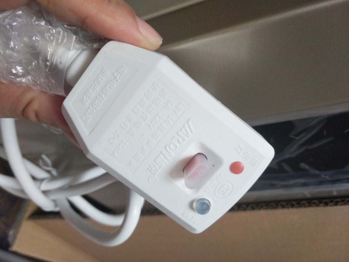 midea/美的燃气热水器jsq30-y8好不好?美的jsq30-y8试用三月真实感受!