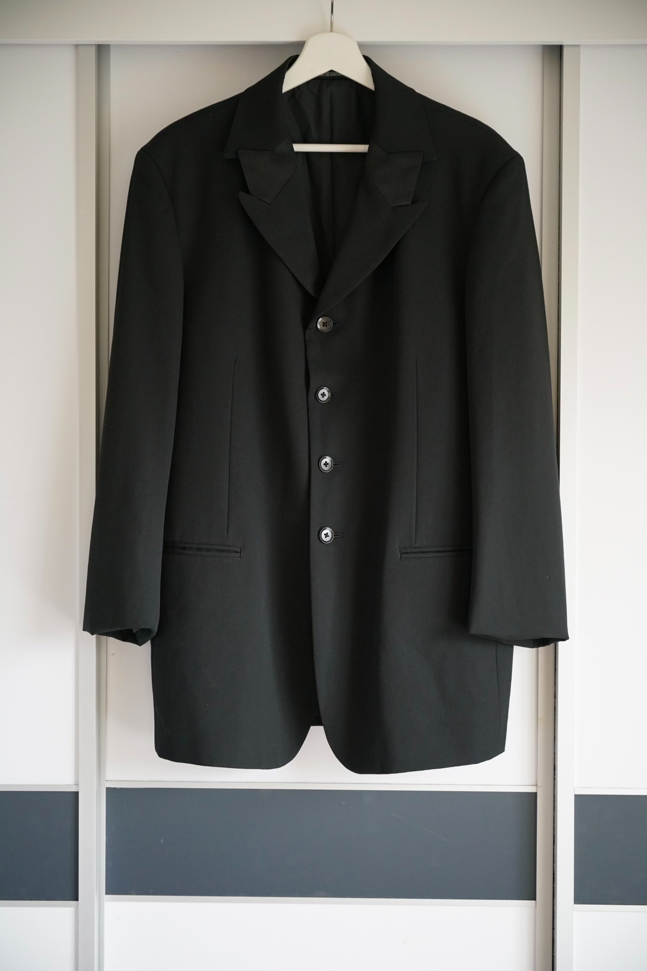 Yohji Yamamoto 01AW Contrast Collar Suit