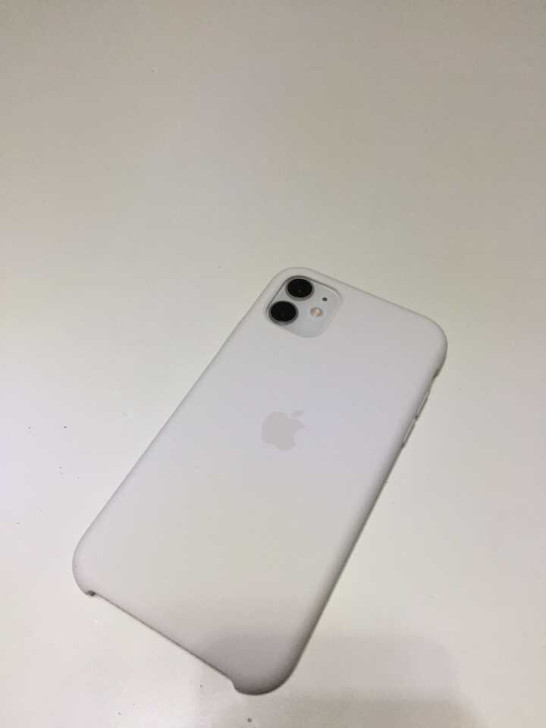 iPhone11硅胶保护壳-白色