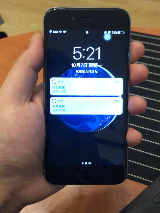 苹果6。自用一手，换过一次屏，其他没动过