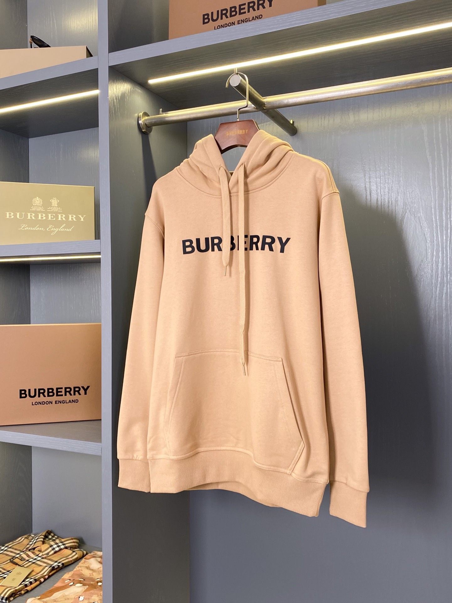 トップバージョンBurberry Burberry定番アルファベットのパーカー