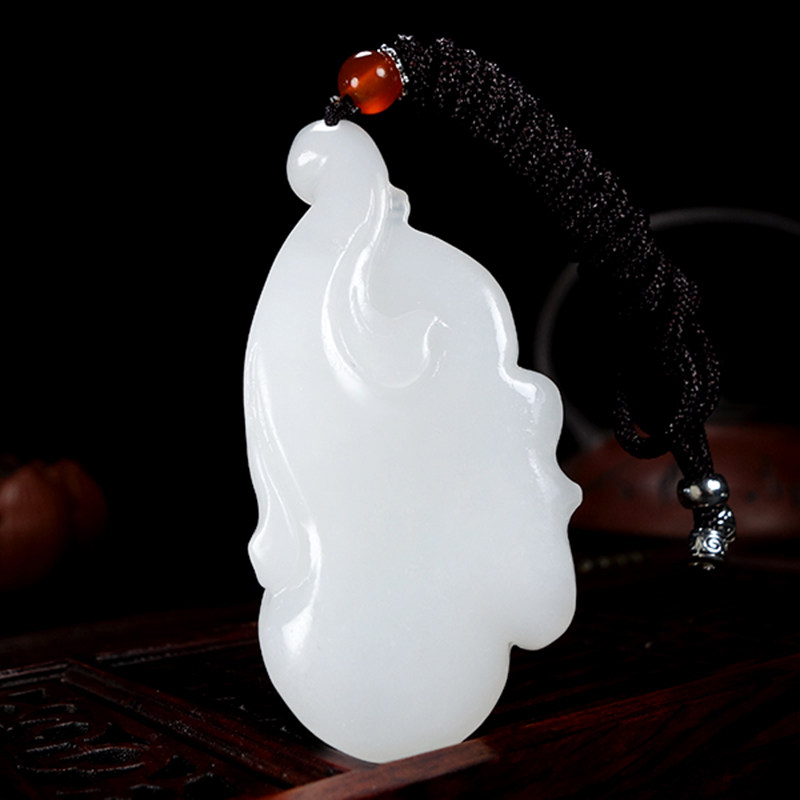 特价和田玉羊脂白如意挂件重量27.78g