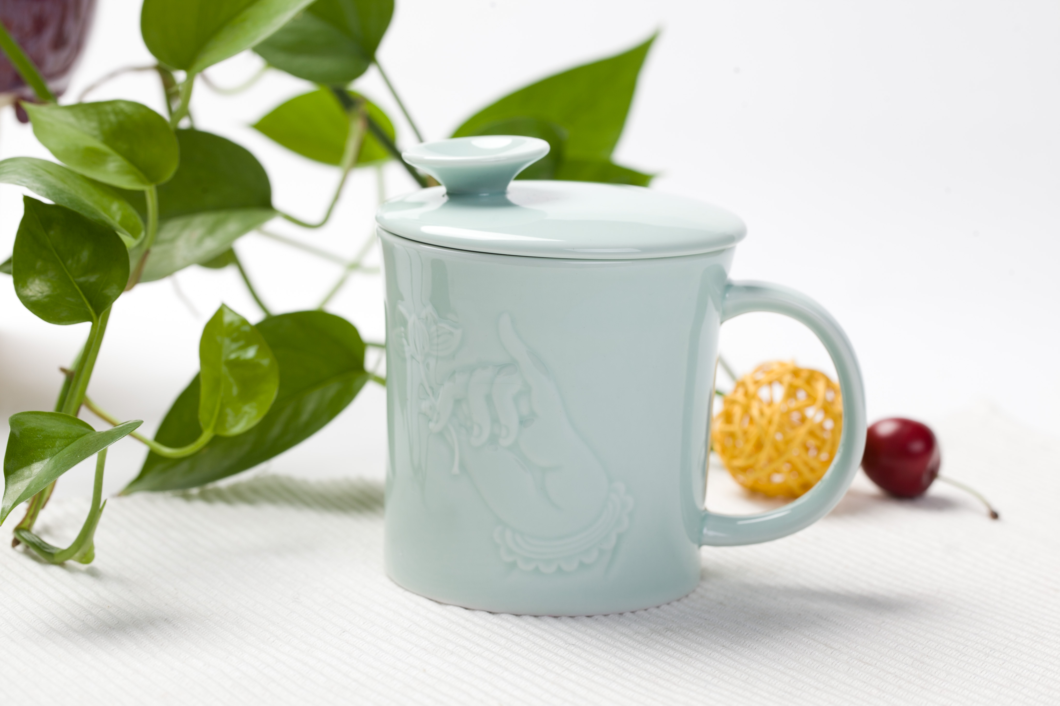 正品恒福越窑带盖过滤时尚马克陶杯自在茶具佛心莲青瓷杯个人简装在中国室内设计那家强图片