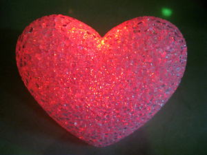 中号水晶爱心小夜灯 婚庆心形颗粒灯 情侣水晶红爱心 情人节礼物