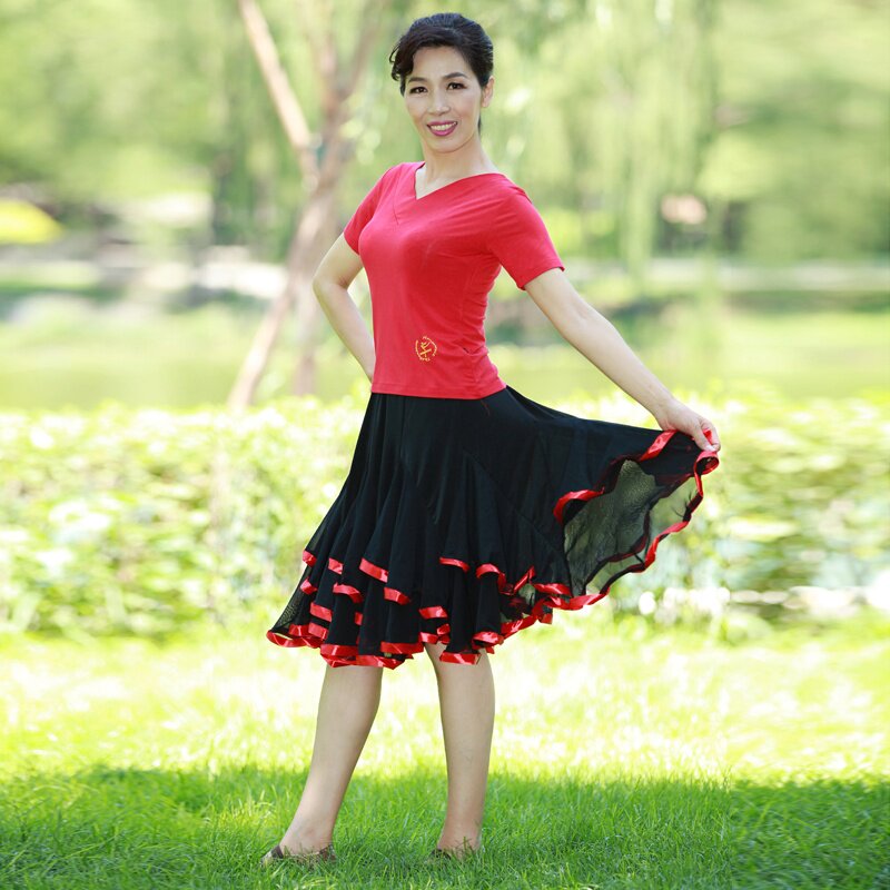 红舞鞋广场舞服装套装套裙新款广场舞蹈裙上衣短袖拉丁舞裙子夏