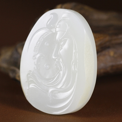 省级玉雕大师刘卫东作品 新疆和田籽料羊脂白玉关公牌挂件23克