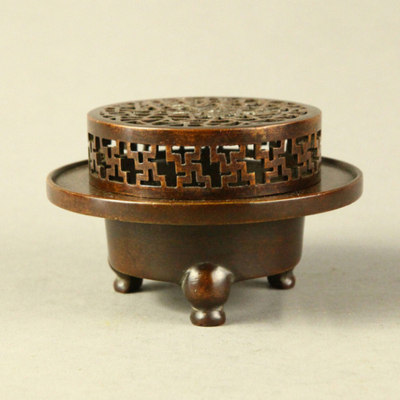 万字纹香薰炉 b15