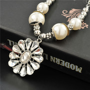 Good necklace for Korea fashion fall/winter roses long necklace Joker women retro accessories ornaments package mail