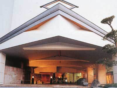御本酒店