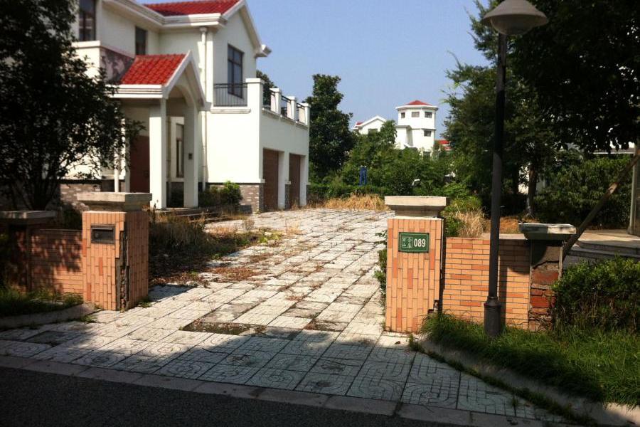 【第三次拍卖】(三拍)宜兴市新街街道百合山庄89号房产