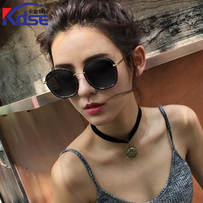 2017新款韩国墨镜女偏光镜墨镜个性圆脸太阳镜明星款网红同款眼镜