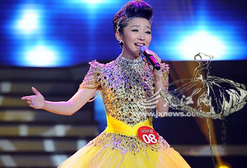 2018金黄色短袖流苏独唱闪钻蓬蓬裙王芳红歌会音乐会比赛演出礼服