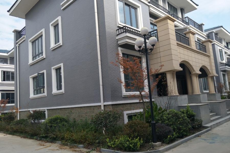 【第二次拍卖】盐城市盐都区郭猛镇杨侍村境内的杨侍公寓6号商业楼04