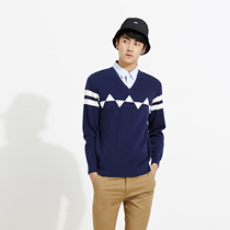 美特斯邦威2015秋装男前胸几何图案拼衬衫领长袖毛衫吊牌价199元