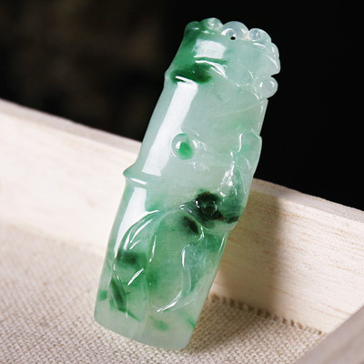 a货冰种淡绿翡翠竹节挂件 步步高升 竹报平安 24.54克