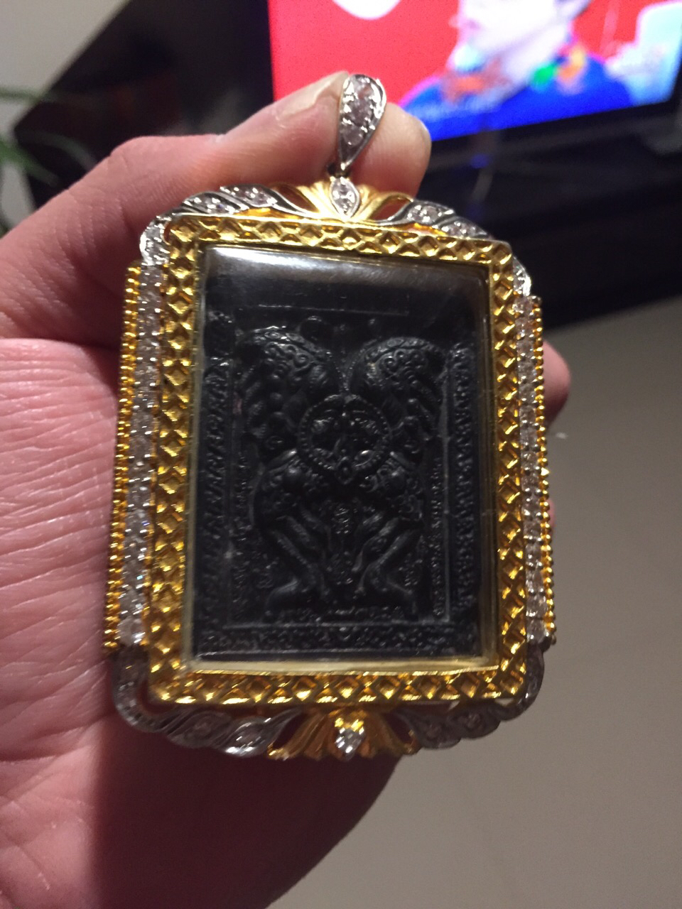 特價優惠泰國佛牌真品蝴蝶王古巴吉士納佛曆2552黑色大模蝴蝶包郵在類目 特色手工藝, 海外工藝品, 泰國特色中 - 來自Buy2taobao.com提供專業的淘寶代購服務