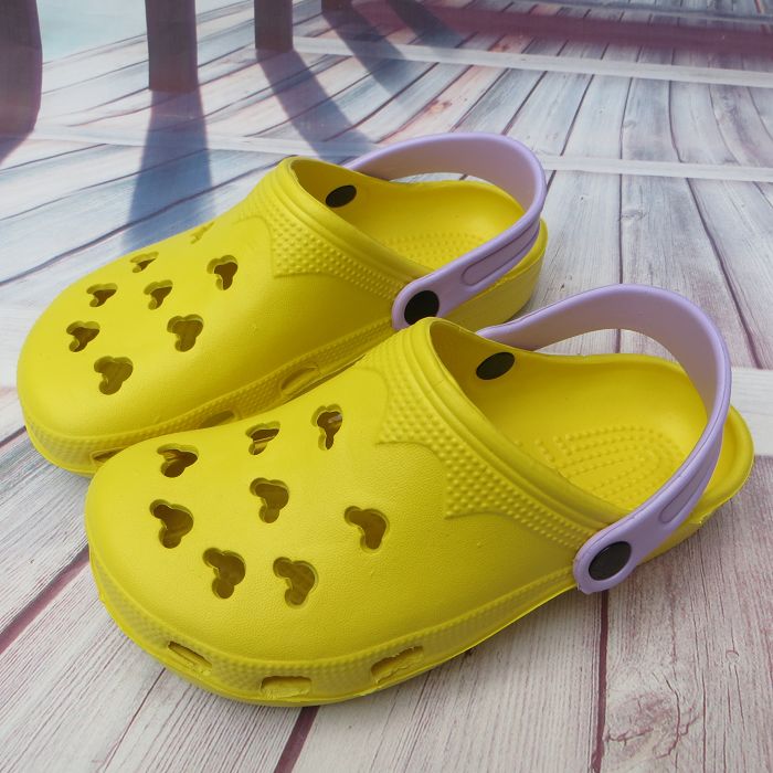 Garden shoes summer Crocs men and women Fashion beach shoes sandals Baotou sandals yellow Mickeyin the Women's Shoes, Slippers category - from Buy2taobao.com to provide professional Taobao agent buy service