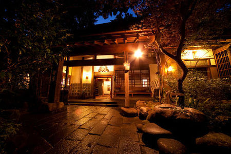 旅笼纯月酒店