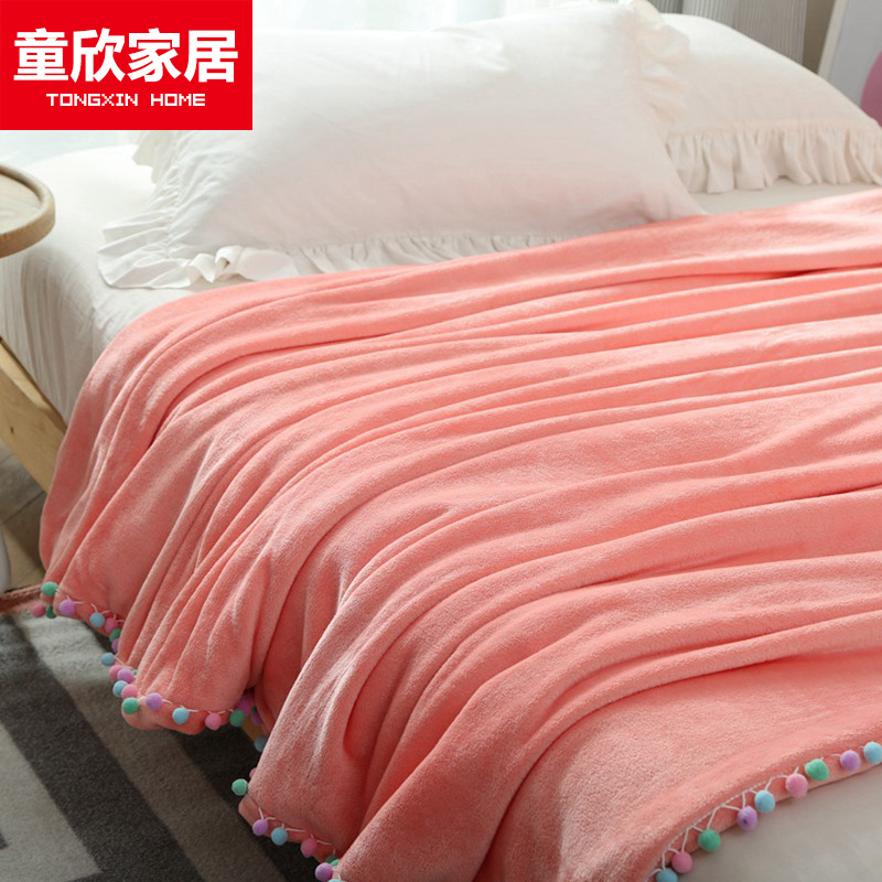 童欣家居冬季加厚珊瑚绒毯韩版球球毛毯单人双人法兰绒保暖盖毯子产品展示图4