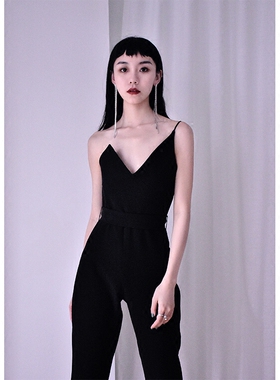 haze禾枝 黑色吊带连体裤女秋冬性感宽松高腰休闲阔腿背带连衣裤