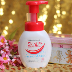 日本 COW牛乳石碱SkinLiFE祛痘泡沫洗颜洁面/洗面奶200ml 现货