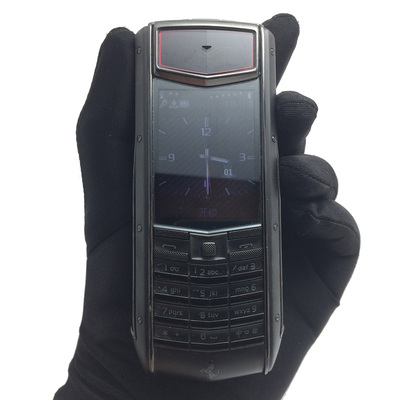 【9新】vertu/威图 法拉利限量签名版碳金属手机