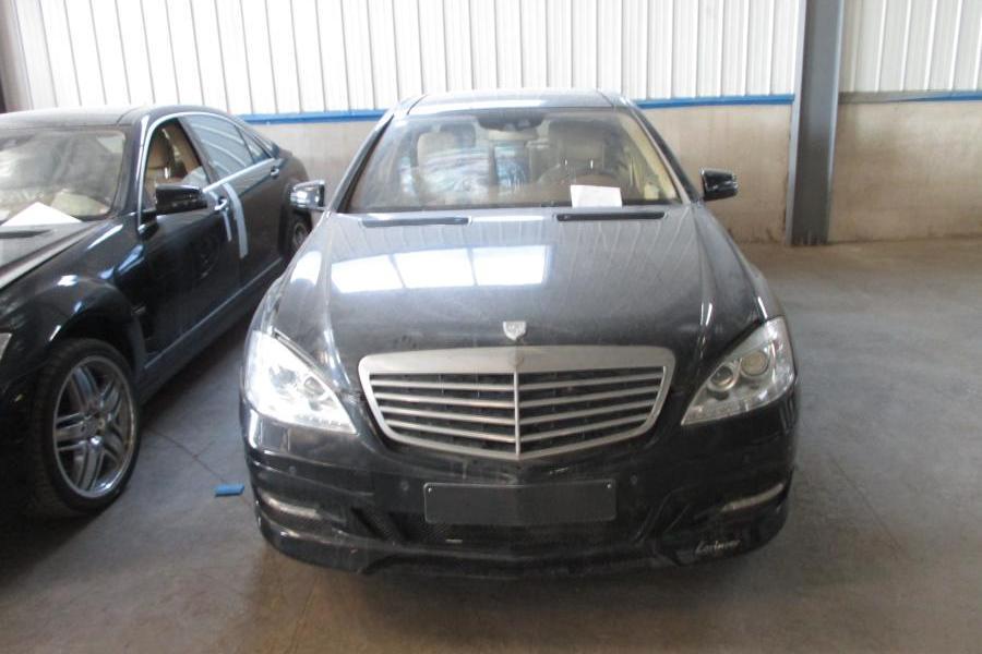 【第一次】大连海关罚没劳伦士轿车s500l