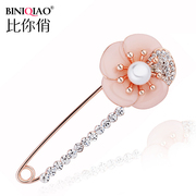 Pin female Japanese and Korean new enamel Daisy pin drops fall/winter best selling brooches brooch with diamond big pin