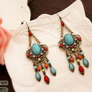 Unease turned retro Palace temperament Bohemian Europe fashion exaggerated decorations long tassel drop earrings woman