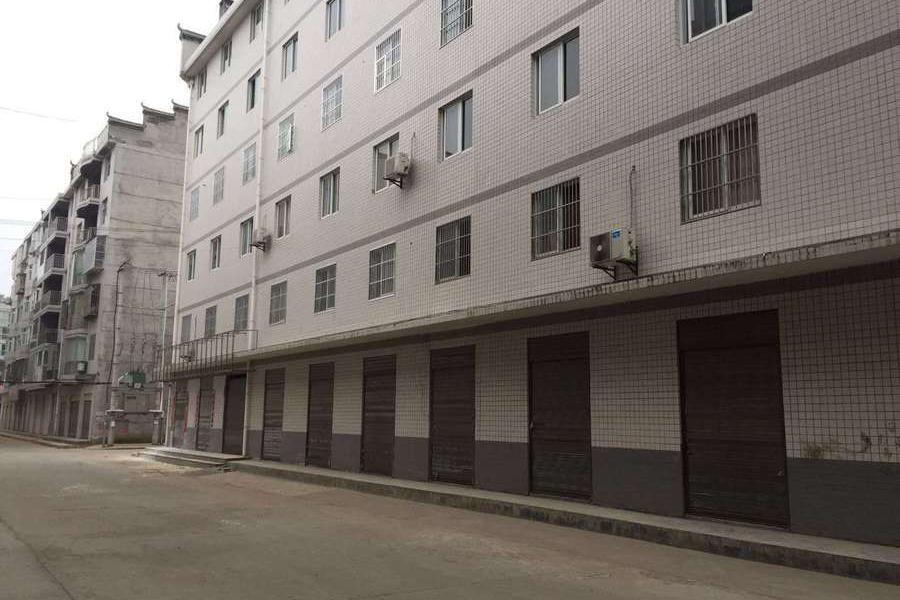 【变卖】竹山县溢水镇朱家湾村华富家园2号楼1单元601号房屋