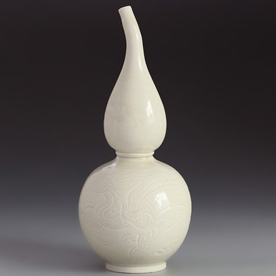 宋定古法技艺大师 定窑老瓷厂技师 李文献 定窑白釉龙纹葫芦宝瓶