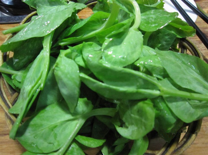 农家自种嫩豌豆叶豌豆头豌豆苗豌尖新鲜野蔬菜绿色无农药一斤10元