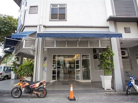 怡保市绿城点尼达酒店
