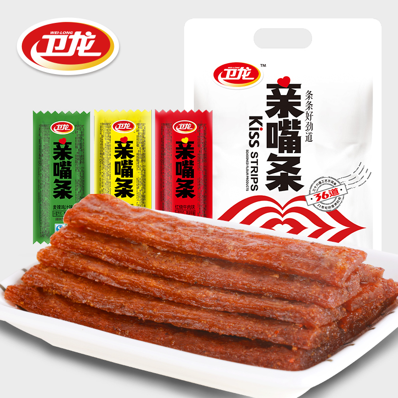 【卫龙旗舰店】亲嘴条300g*2辣条辣味素肉小吃美食麻辣怀旧零食产品展示图4