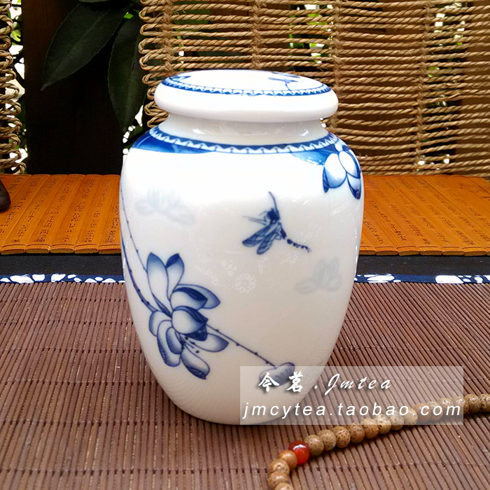 卓越茶叶罐 陶瓷 高档象牙白瓷 青花瓷荷韵茶罐茶叶桶,全面清仓价在类目 餐饮具, 茶具, 茶叶罐中 - 来自Buy2taobao.com提供专业的淘宝代购服务